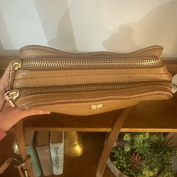 Tory Burch Robinson Double Zip Crossbody Bag - Picture 2 of 10